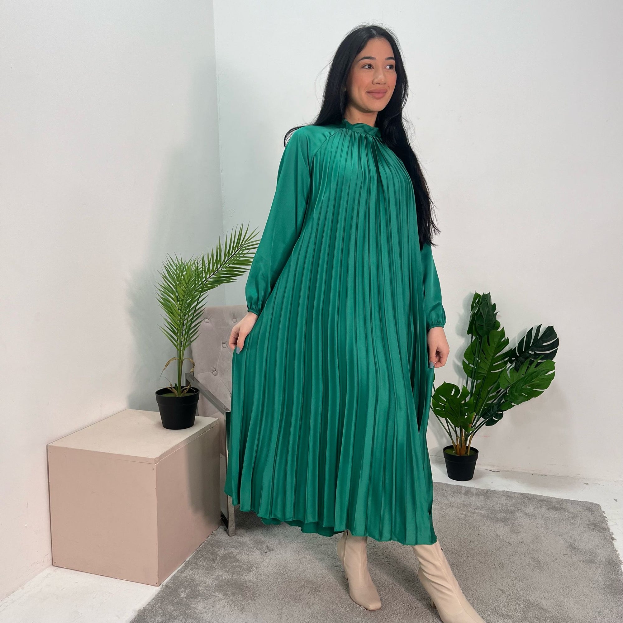 Reha Emerald Green Pleated Long Satin Dress